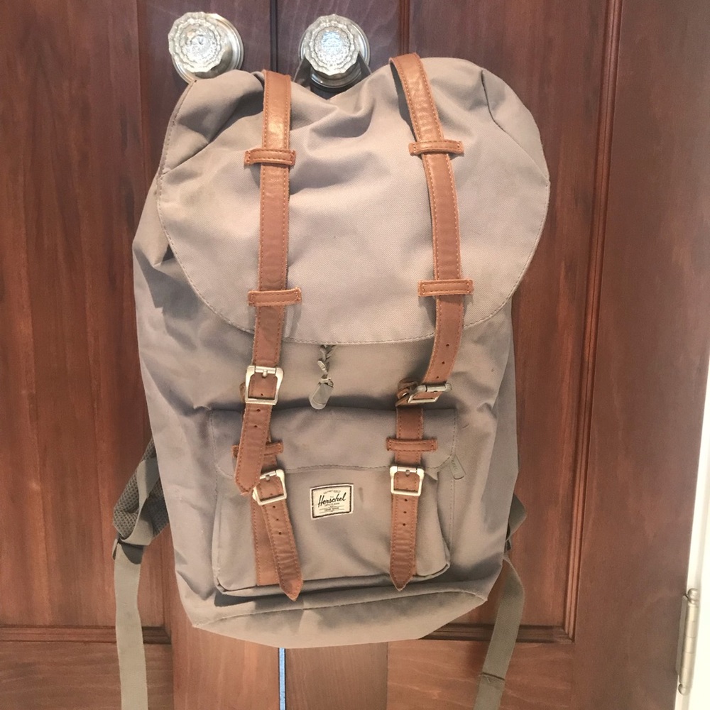 Herschel Little America backpack